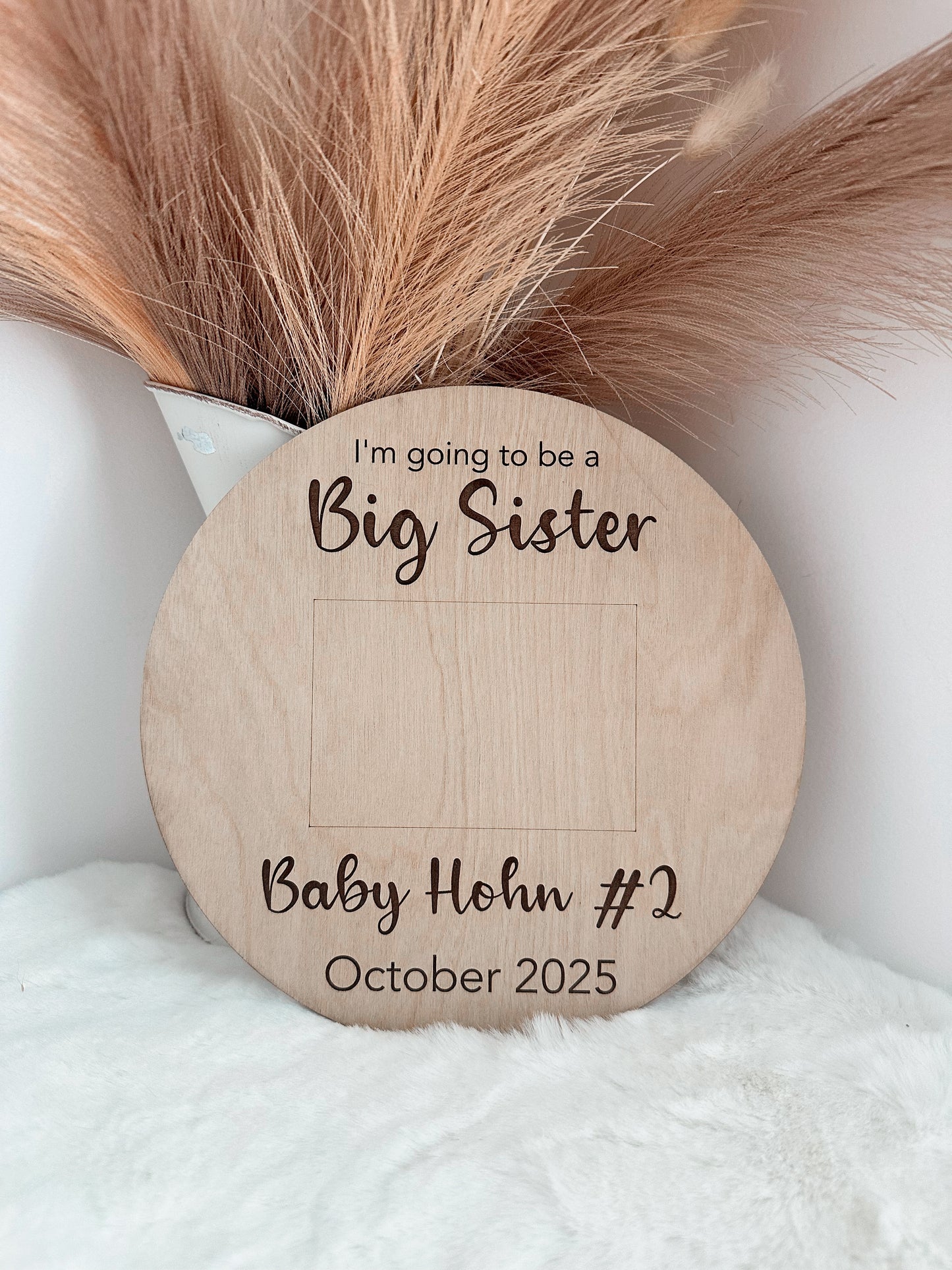 Pregnancy sibling announcement