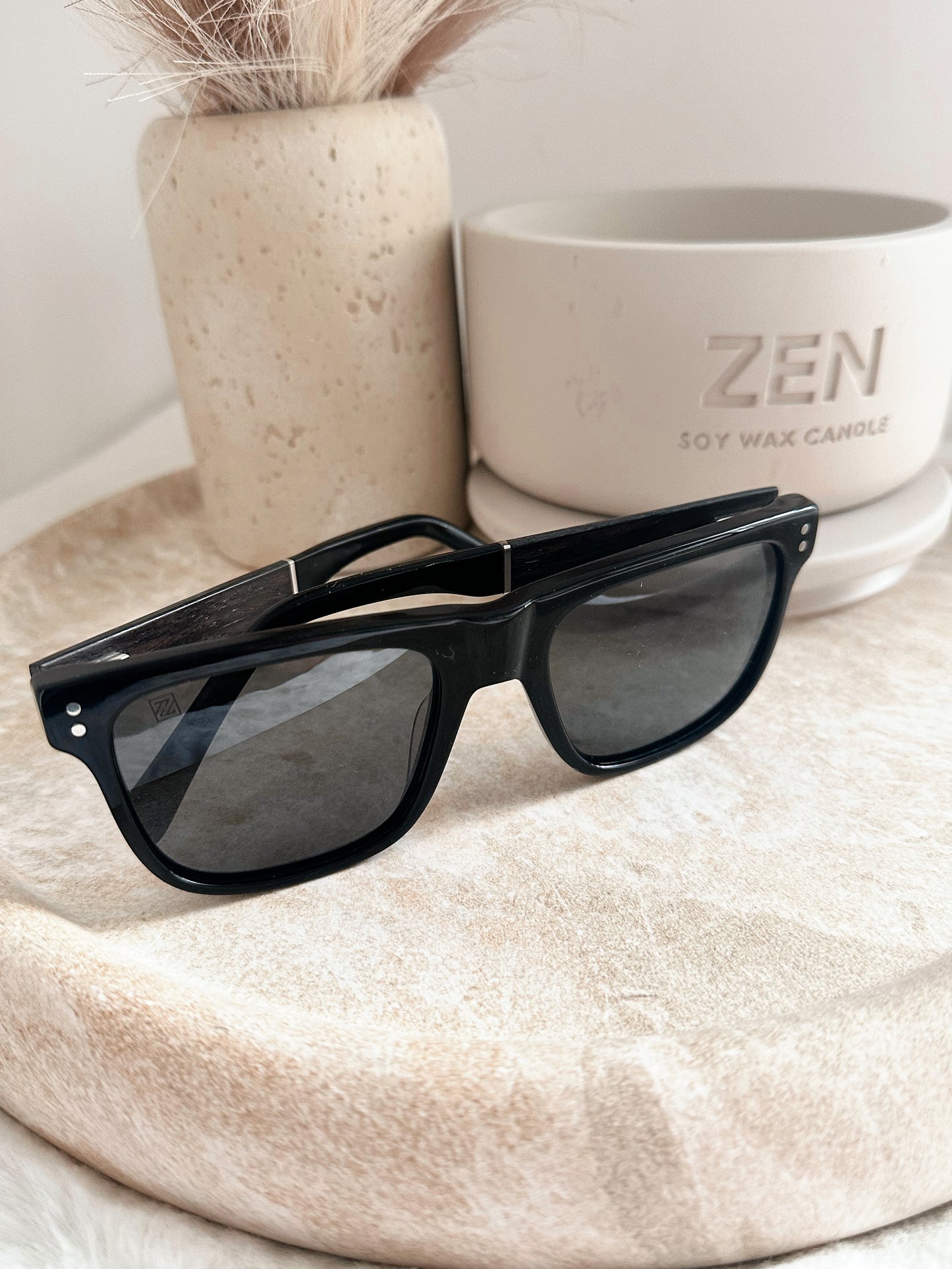 Zen Haven Sunglasses - black rim