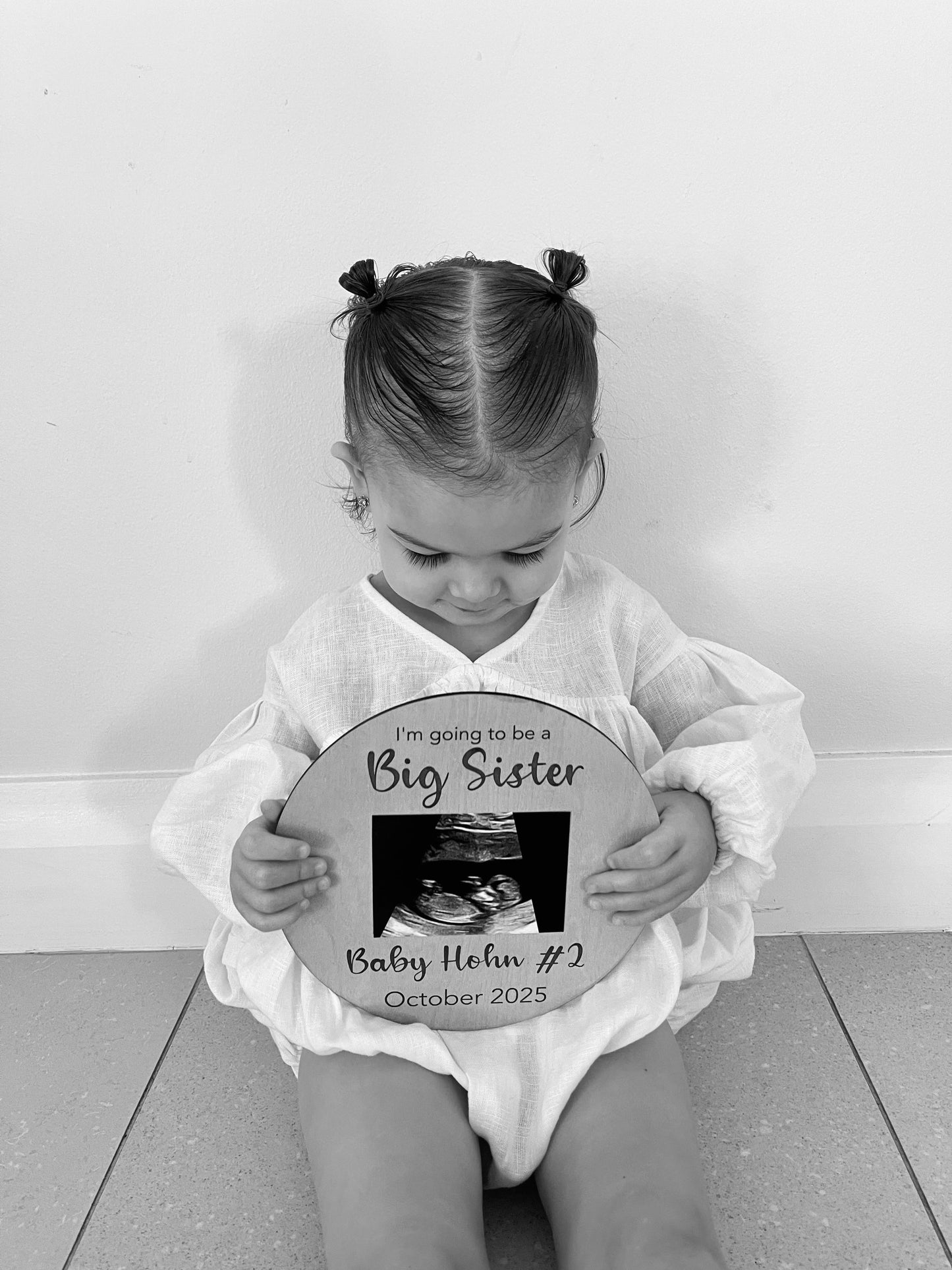Pregnancy sibling announcement