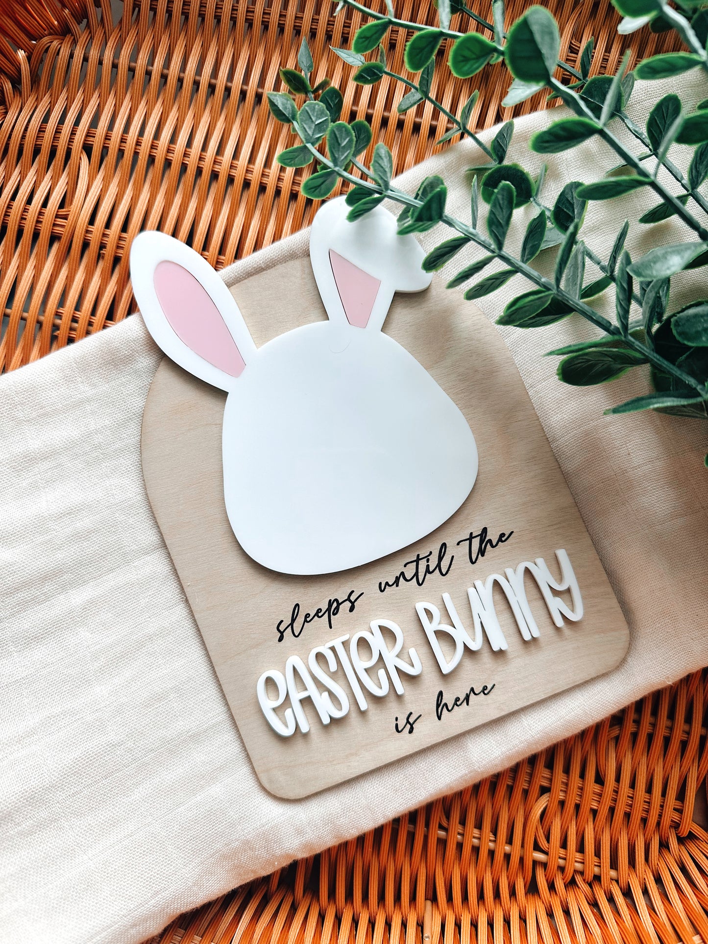 Erasable sleeps until Easter plaques