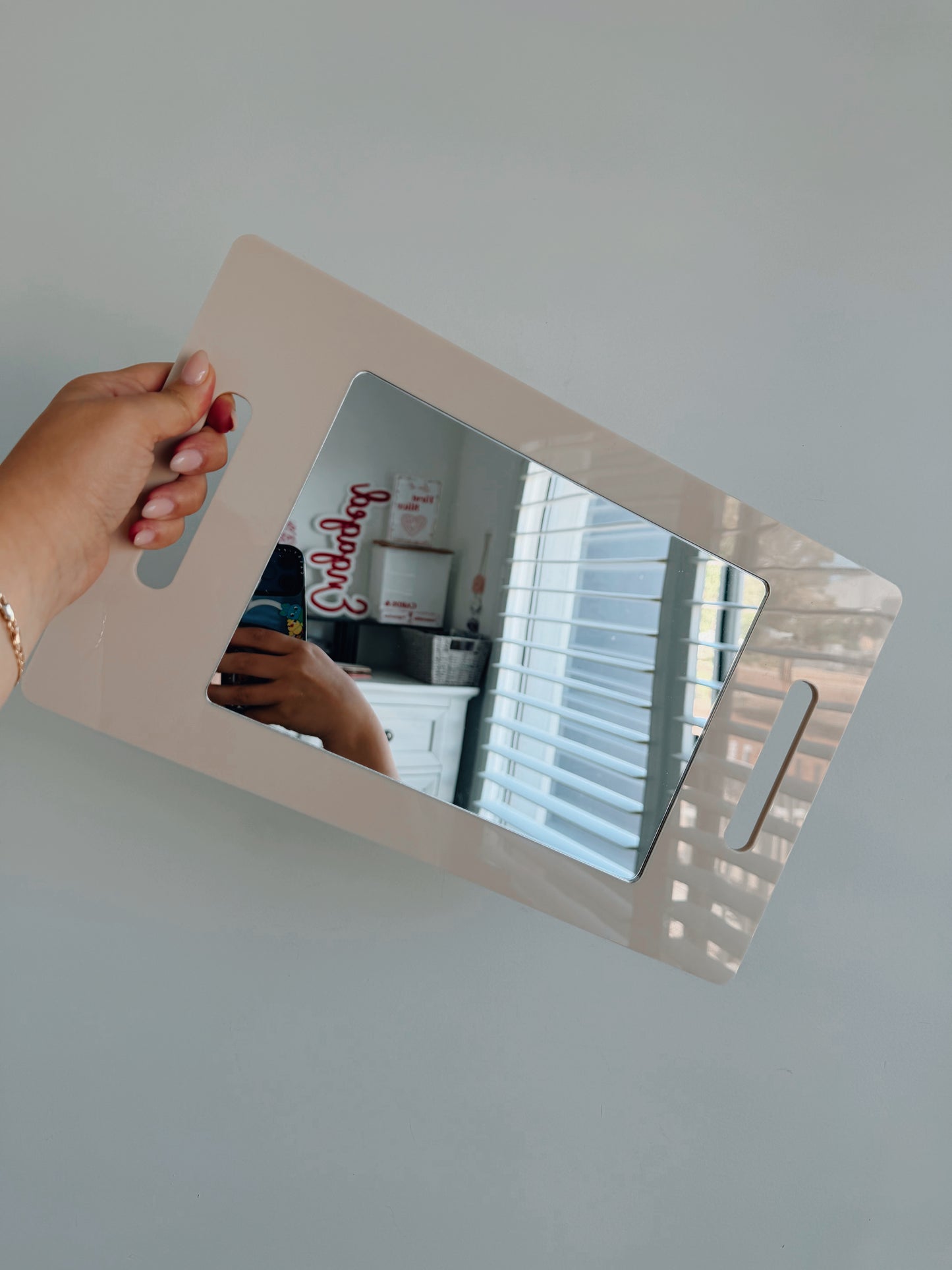 Salon Mirror Sign