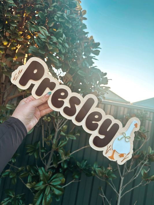 Goose bubble name sign