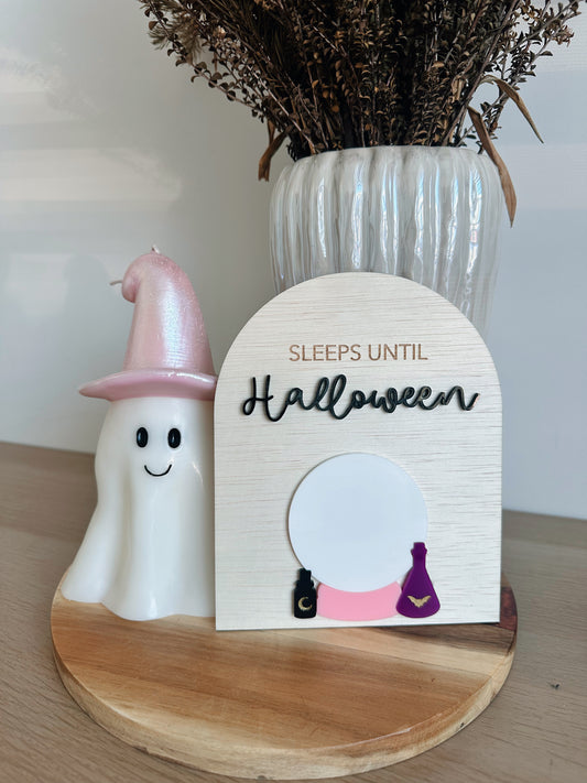 Crystal ball - Sleeps until Halloween