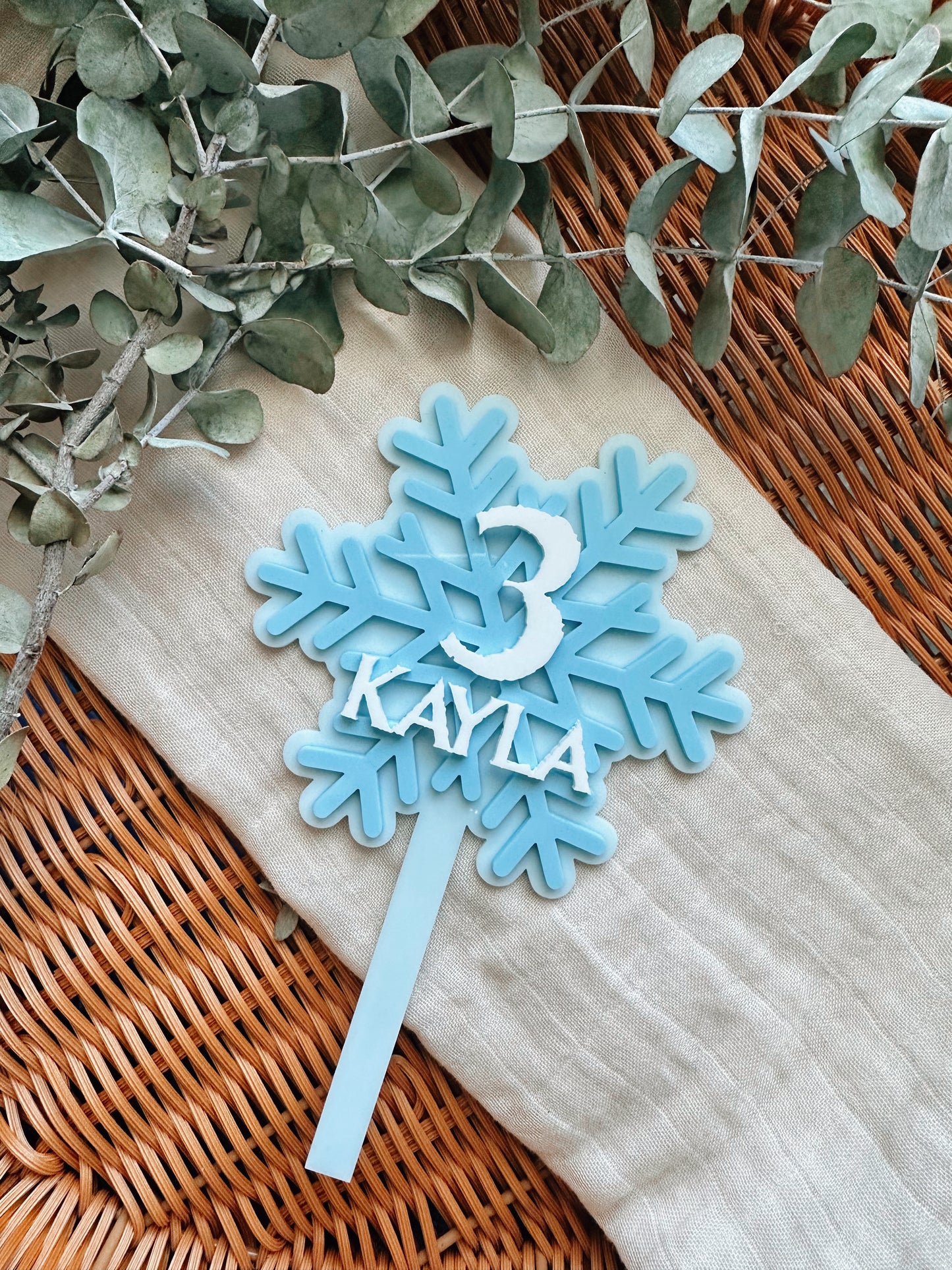 Snow flake cake topper