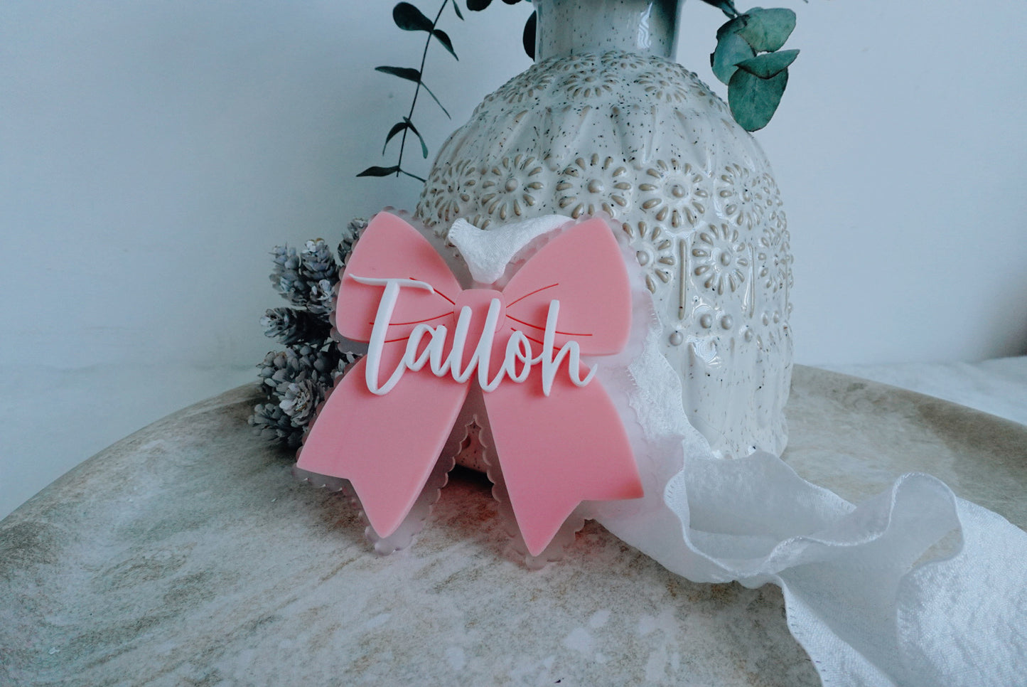 Personalised bow ornament