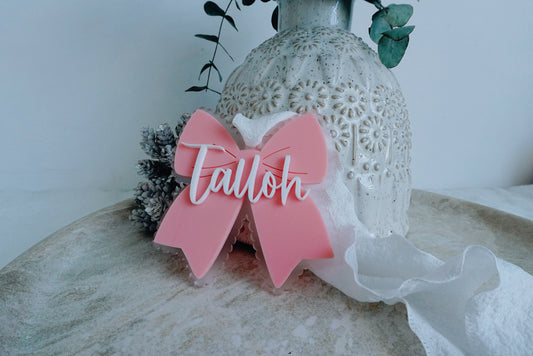 Personalised bow ornament